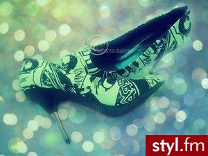szpilki - Pozostałe Buty Moda
