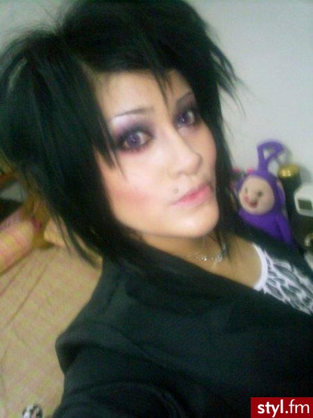 I znów gift :) - EMO Alternatywne Średnie Fryzury