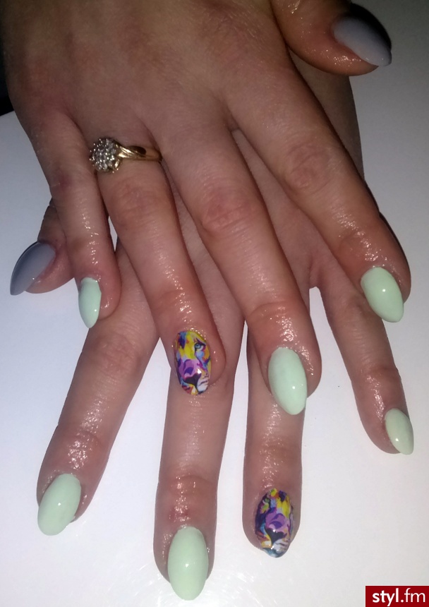 SUPER NAKLEJKI NA PAZNOKCIE!!! http://allegro.pl/naklejki-wodne-na-paznokcie-nowe-wzory-i5058084782.html - Paznokcie