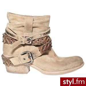 Pozostałe Buty Moda