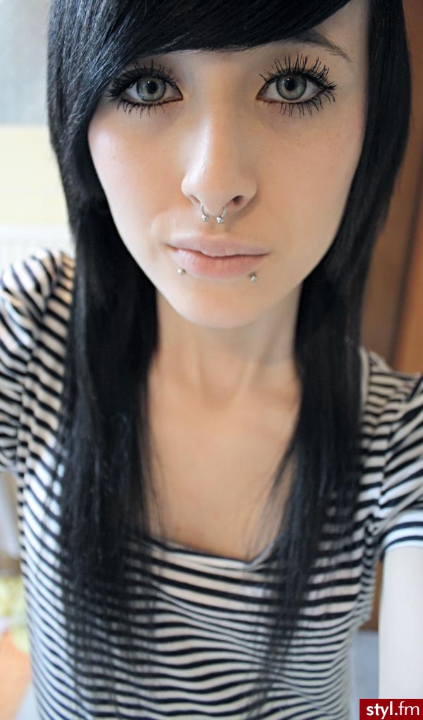 Średnie Fryzury