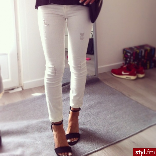 Jeansy Spodnie Moda
