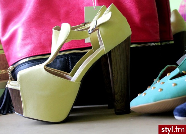 Sandały Buty Moda