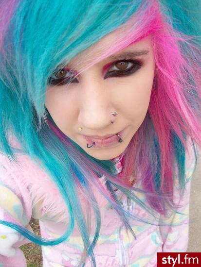 EMO Alternatywne Średnie Fryzury
