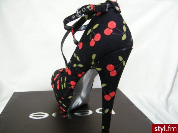 Szpilki Buty Moda