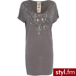 Grey embellished neck tunic - Dorothy Perkins - Polyvore. Pobrano ze strony: http://www.polyvore.com/grey_embellished_neck_tunic/thing?id=28442776#1298825912890 - Pozostałe Ciuchy Moda