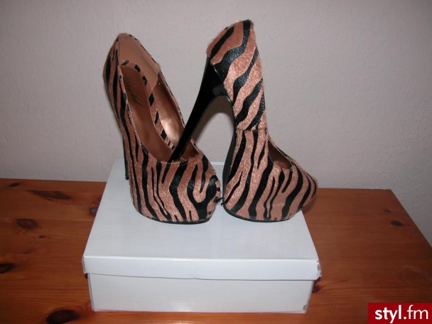Szpilki Buty Moda