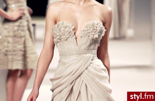 Sukienki Moda