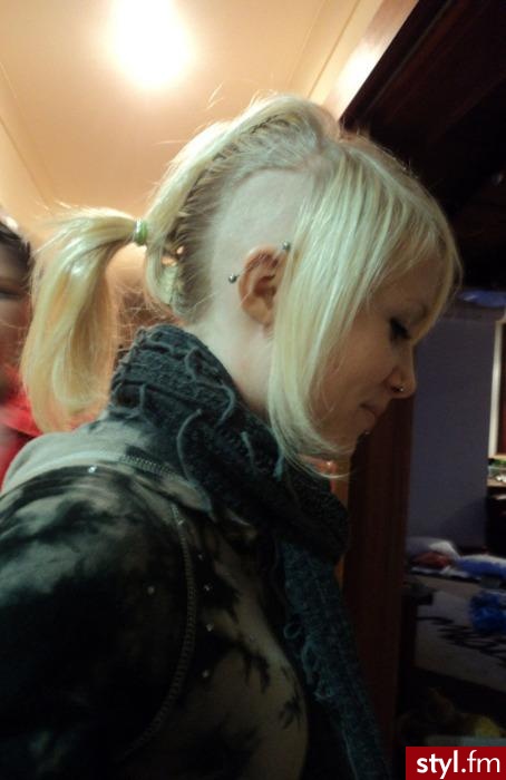 Blond Rozpuszczone Proste z grzywką Na co dzień Średnie Fryzury