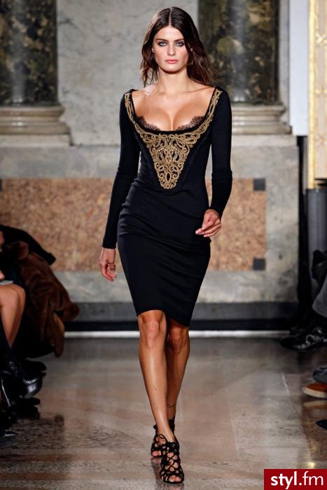 Sukienki Moda