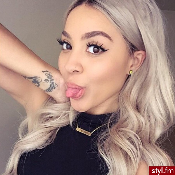 Blond Rozpuszczone Kręcone Na co dzień Długie Fryzury