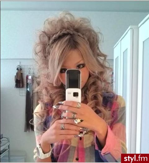 Kręcone Na co dzień Średnie Fryzury