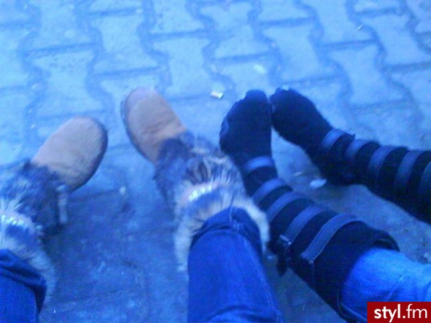 ja & magda

ja buty z ekofutra, magda te czarne - Pozostałe Buty Moda