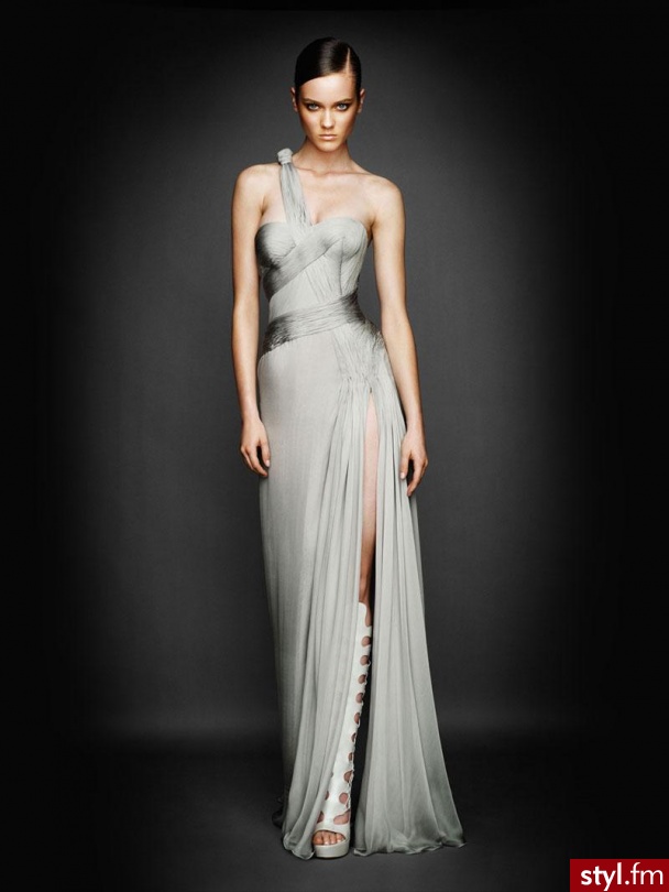 Sukienki Moda