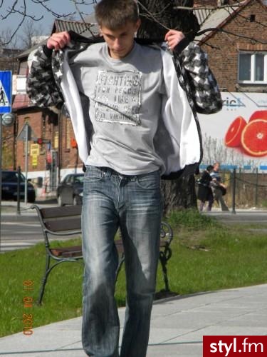 Średnie Fryzury