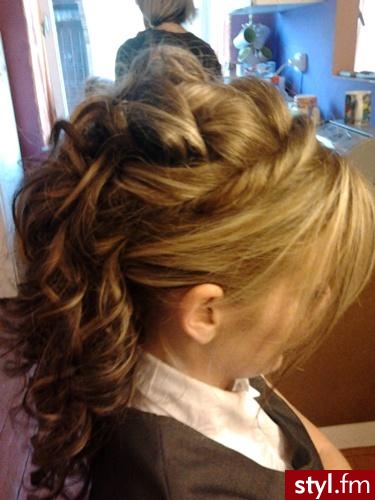 ;) - Blond Kok Kręcone Wieczorowe Średnie Fryzury