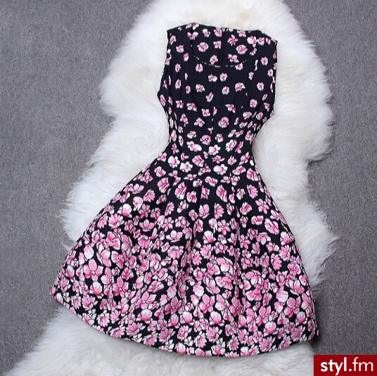 Pozostałe Sukienki Moda