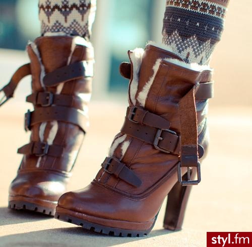 Pozostałe Buty Moda