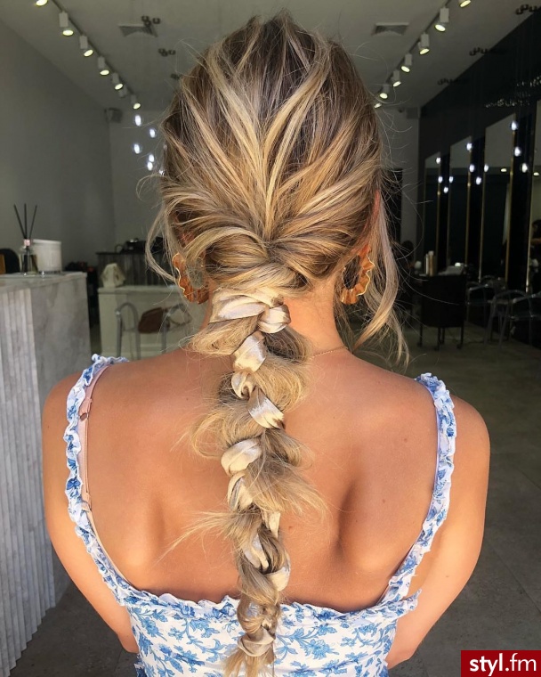 Blond Warkocze Kręcone Ślubne Długie Fryzury