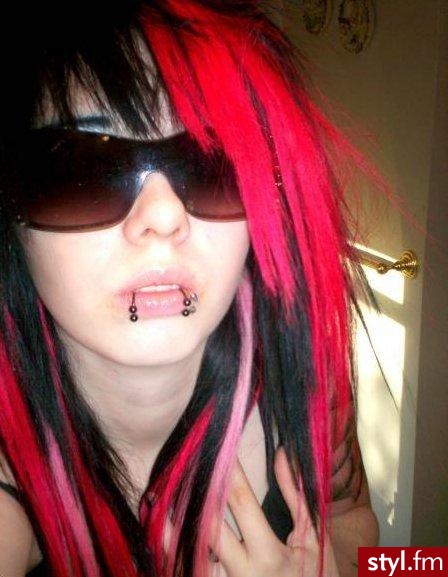 EMO Alternatywne Średnie Fryzury