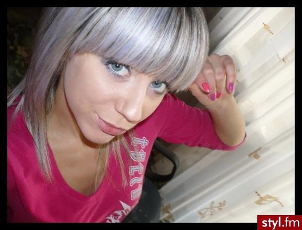 Blond Rozpuszczone Proste z grzywką Na co dzień Średnie Fryzury