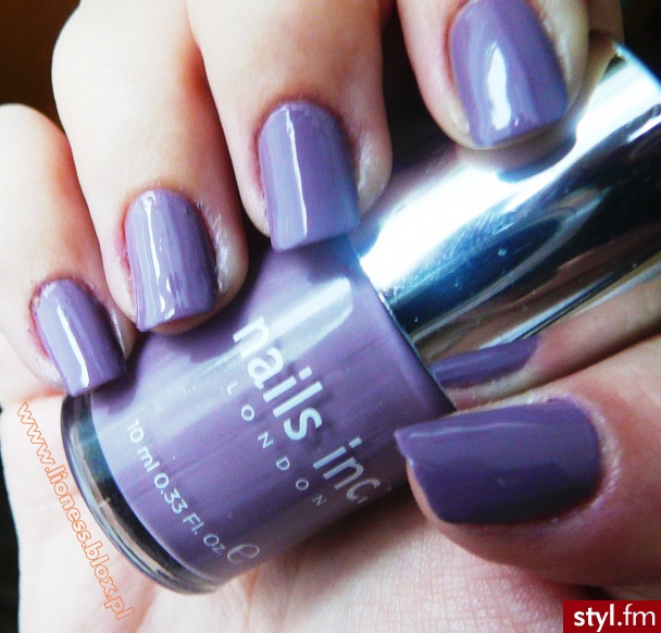 Więcej zdjęc znajdziecie w NOTCE NA BLOGU: http://lioness.blox.pl/2013/11/Nails-inc-Lowndes-Square.html - Kwadratowe Naturalne Paznokcie