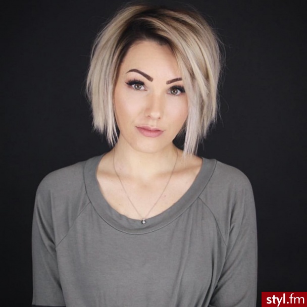 Średnie Fryzury