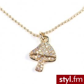 wisiorek. Disney Couture http://www.v.80spurple.com/
Jeżeli już jest proszę o link - Pozostałe Dodatki Moda