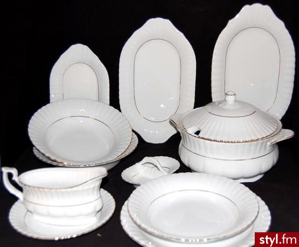 Porcelana chodzież serwis obiadowy 12 os iwona 014 tp26 - Pozostałe Biżuteria Moda