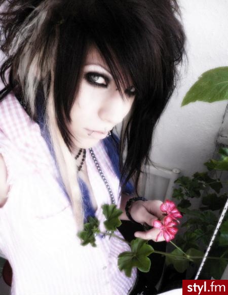 EMO Alternatywne Średnie Fryzury