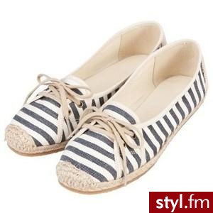 Sailing Style - Polyvore. Pobrano ze strony: http://www.polyvore.com/sailing_style/collection?id=530558 - Pozostałe Buty Moda