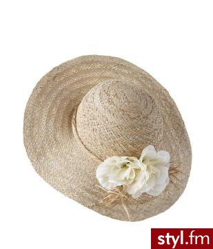 Straw hat with flower trim - Natural - Promod. Pobrano ze strony: http://www.promod.eu/accessories/hats/straw-hat-with-flower-trim-natural-R2290114061.html - Nakrycia głowy Dodatki Moda
