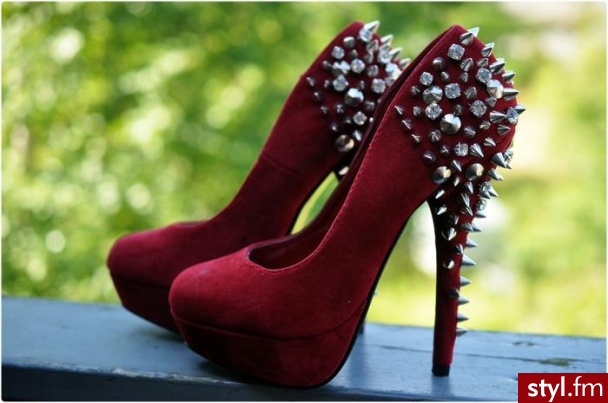 Szpilki Buty Moda