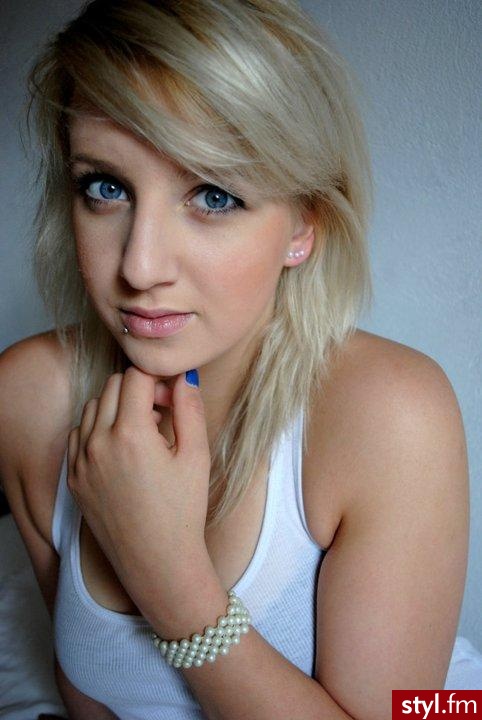 Blond Rozpuszczone Proste Na co dzień Krótkie Fryzury