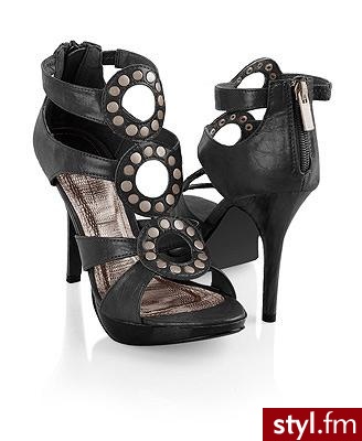 Inferno Studded Heels
$26.80 - Pozostałe Buty Moda