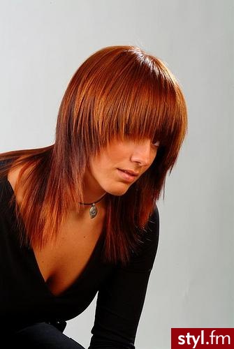 Średnie Fryzury