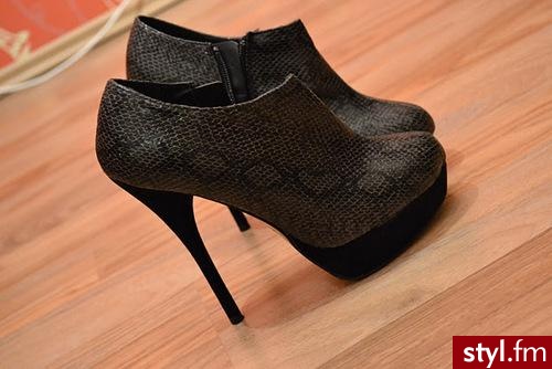 Pozostałe Buty Moda