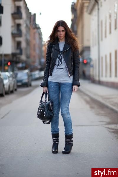 Jeżeli zdjęcie znajduje się już w galerii poproszę o link - Moda uliczna Inne Moda