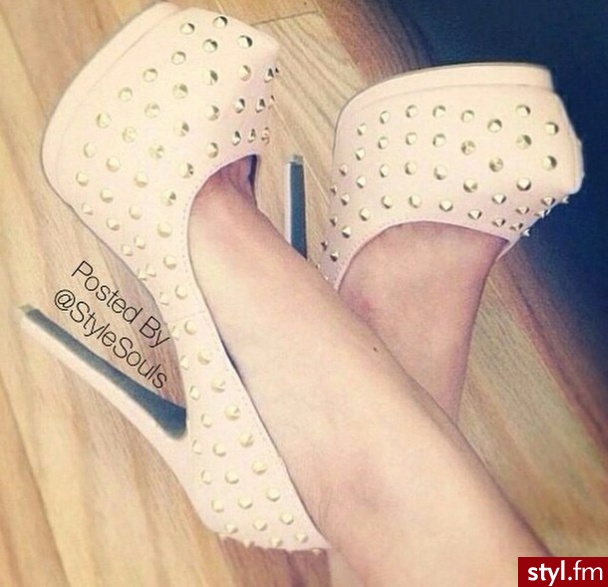 Szpilki Buty Moda