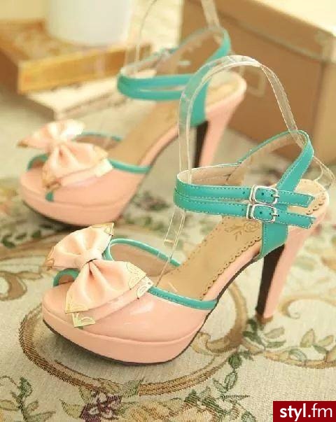 Szpilki Buty Moda