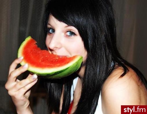 Średnie Fryzury