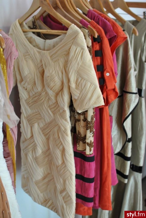 Sukienki Moda