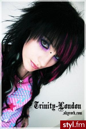 EMO Alternatywne Średnie Fryzury
