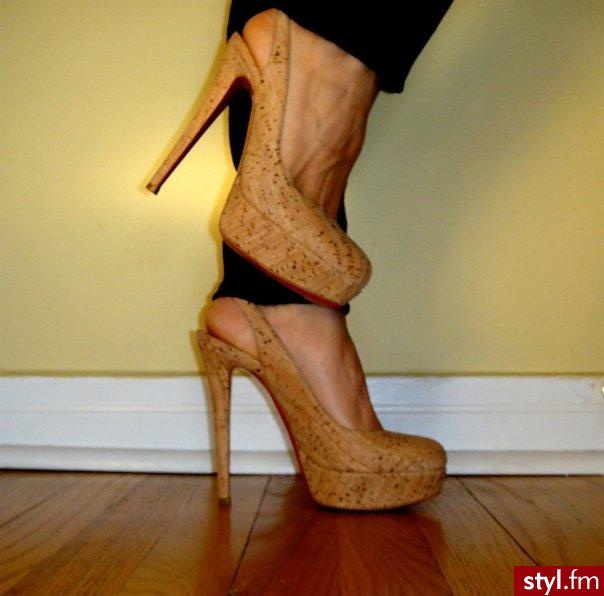 Christian Louboutin Cork Slingbacks. Christian Louboutin Cork Slingbacks - Pozostałe Buty Moda