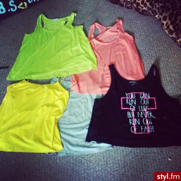 Topy Ciuchy Moda