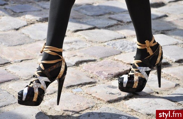 Szpilki Buty Moda