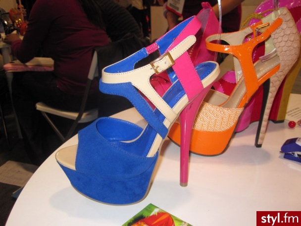 Szpilki Buty Moda