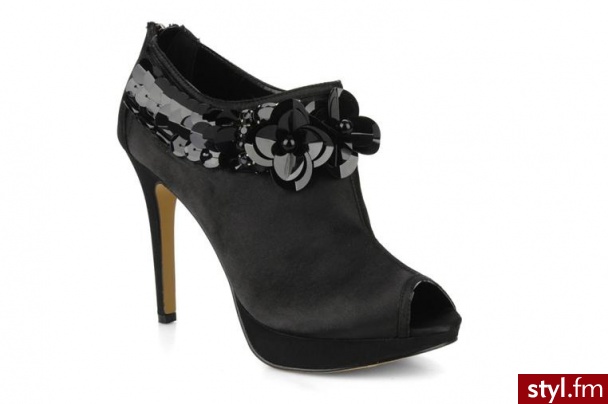 Menbur PÓŁBUTY I BOTKI ERNESTIA BY MENBUR (Czarny) - Botki Buty Moda