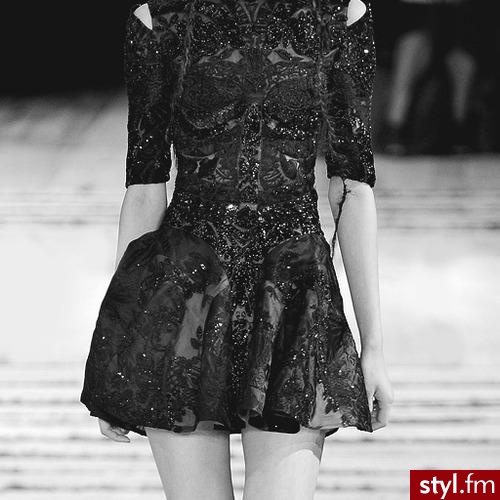 Sukienki Moda