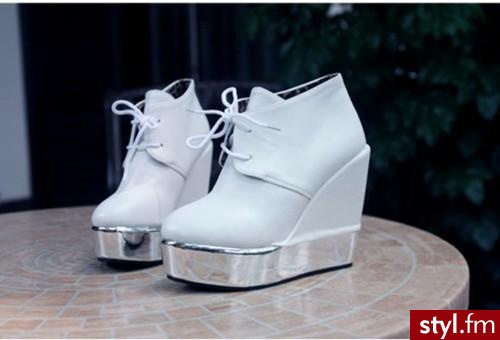Pozostałe Buty Moda